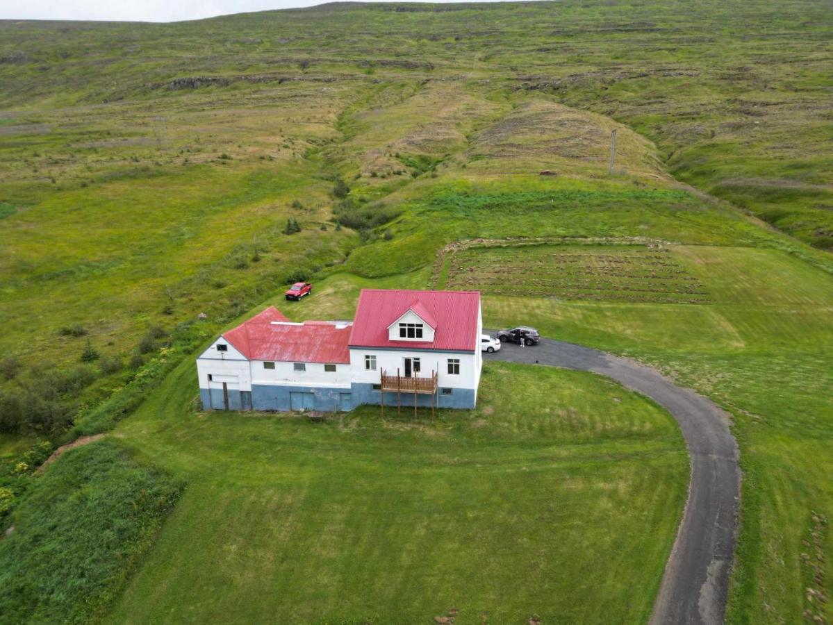 Вилла Big House With A View Акурейри Экстерьер фото